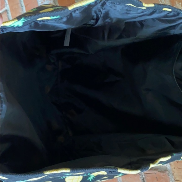 ▪️PINEAPPLE ▪️XL Canvas Tote - Picture 5 of 7